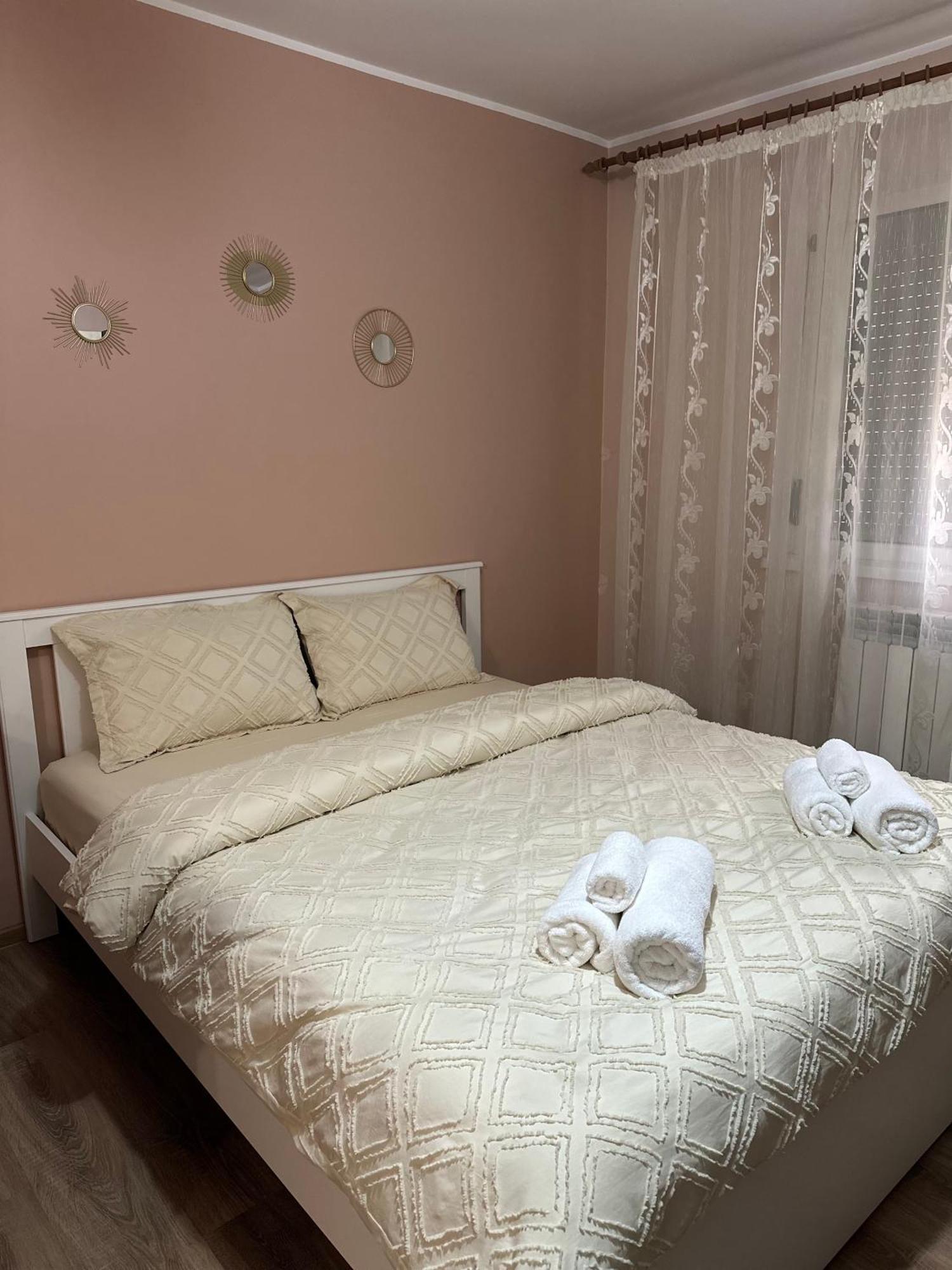 Cozy Apartament Galaţi エクステリア 写真